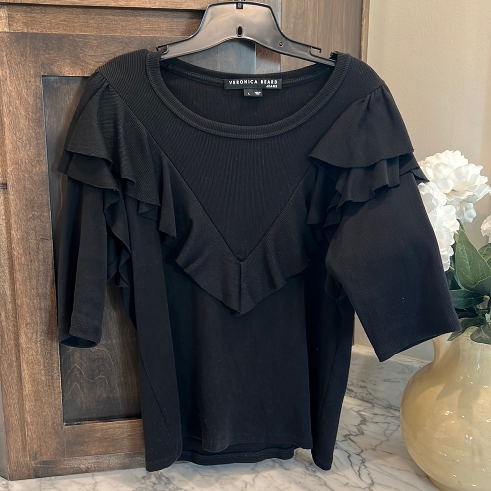 Veronica Beard black t-shirt
